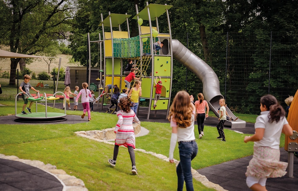 Spielplatz der Grundschule am Schulzentrum Marienhöhe in Darmstadt